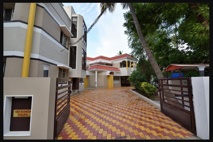 Отель Sri Ranga Krupa Tiruchirappalli Экстерьер фото